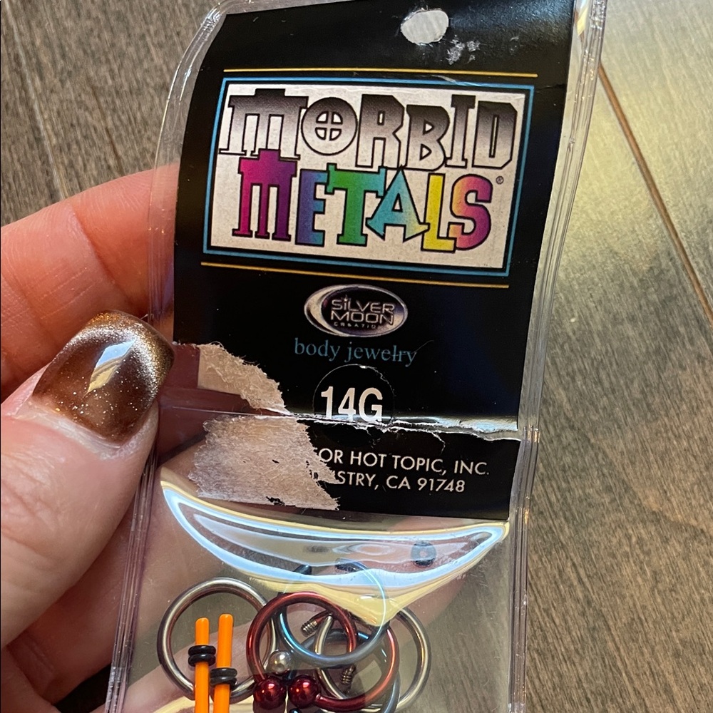 Morbid Metals Body Jewelry Set - Picture 7 of 8